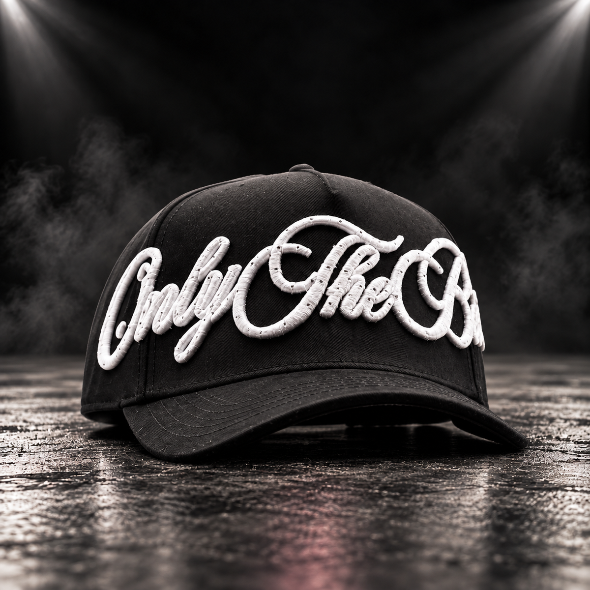 White Script Cap de Ni Tan Santos — imagen 2 de 3